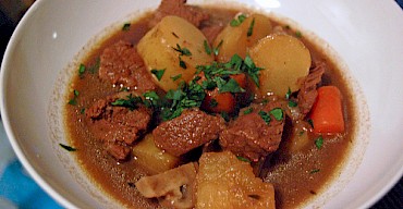 SAGE-FLAVORED BEEF STEW