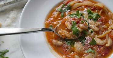 PASTA AND BEAN SOUP