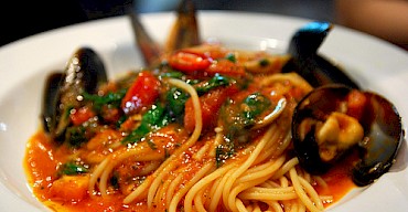 SPAGHETTI WITH SEAFOOD