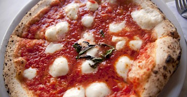 PIZZA MARGHERITA
